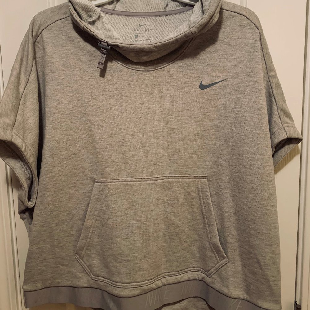 Women's Nike Pullover Hoodie - Quarter Sleeve